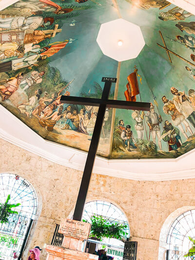 Magellan's Cross Cebu City  - Wandering Marco Polo